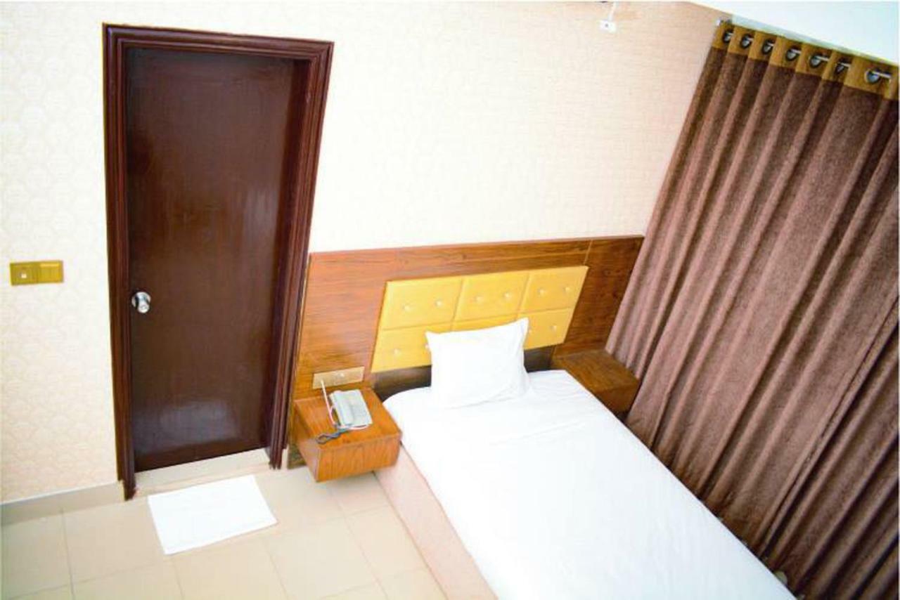The Alina Hotel & Suites 치타공 외부 사진